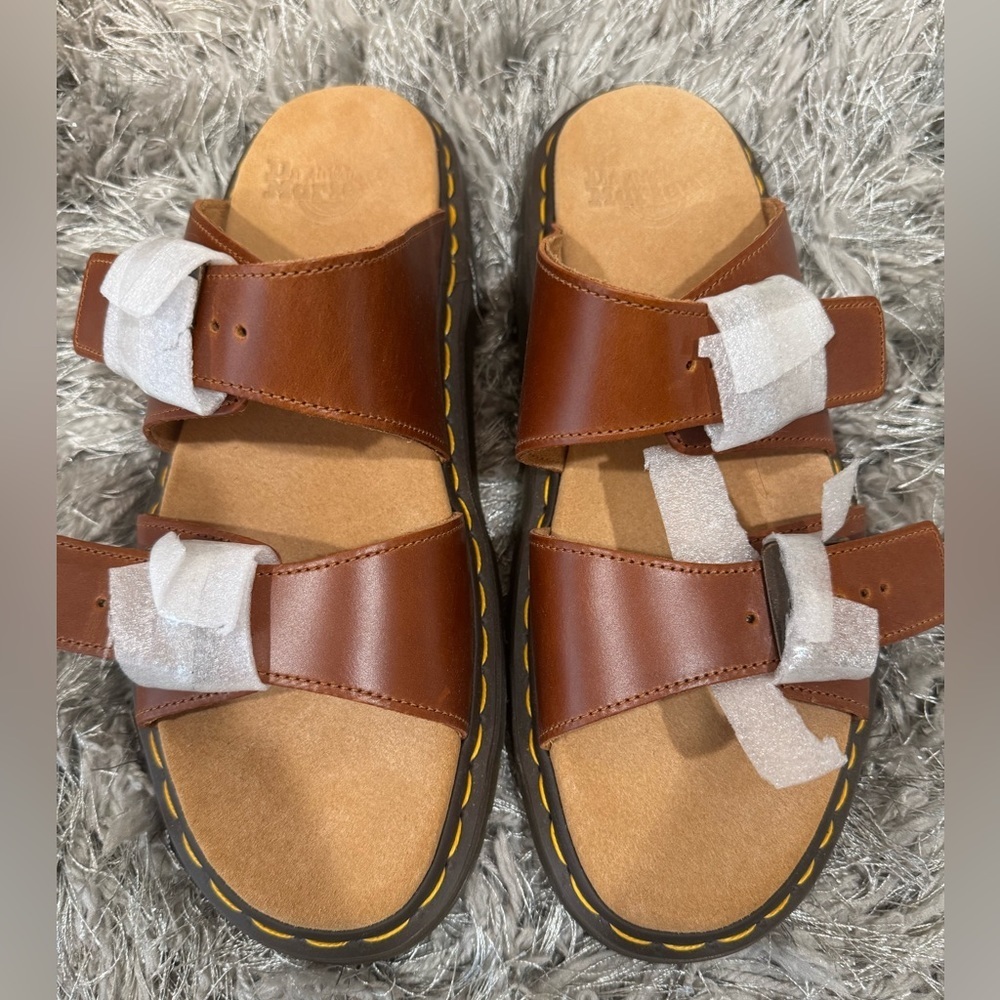 NWOT Dr. Martens Josef Sandals - Picture 2 of 10